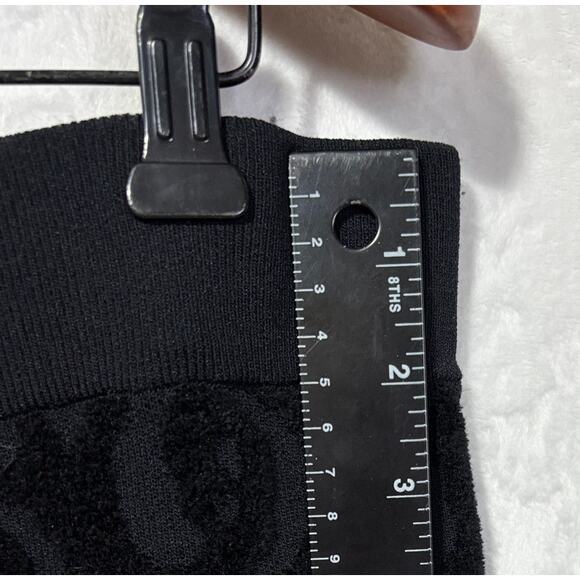 BURBERRY London Black Tone-on-Tone Textured Bodycon Midi Sweater Skirt | Size XL - Picture 7 of 10